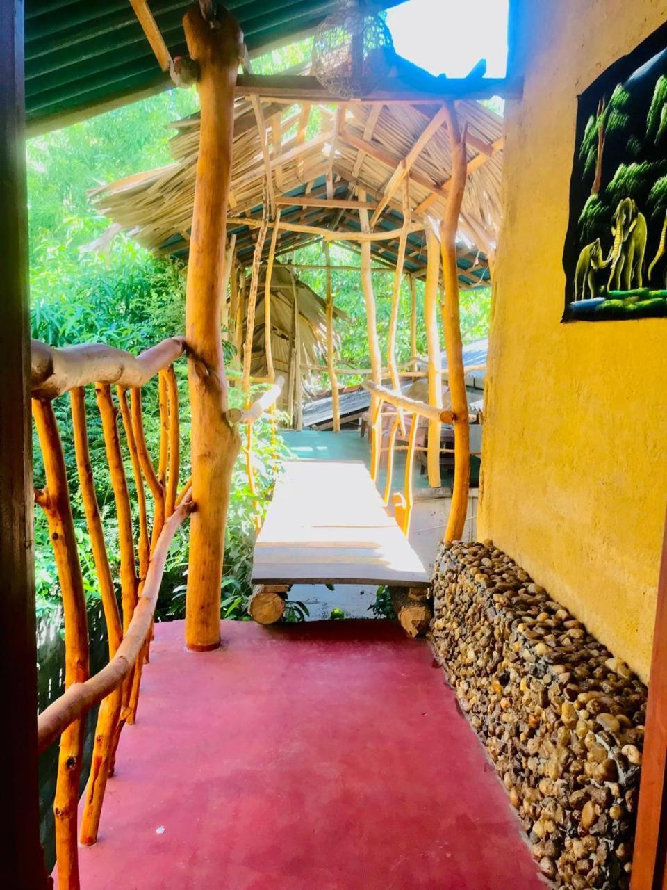 Nature Lovers Safari & Villa Udawalawe Exterior foto